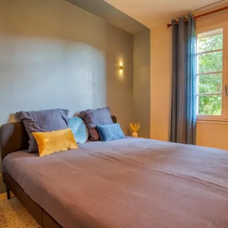 Prázdninový dům Maison 3 Au Calme Avec Jardin Et Vue Proche Sarlat *